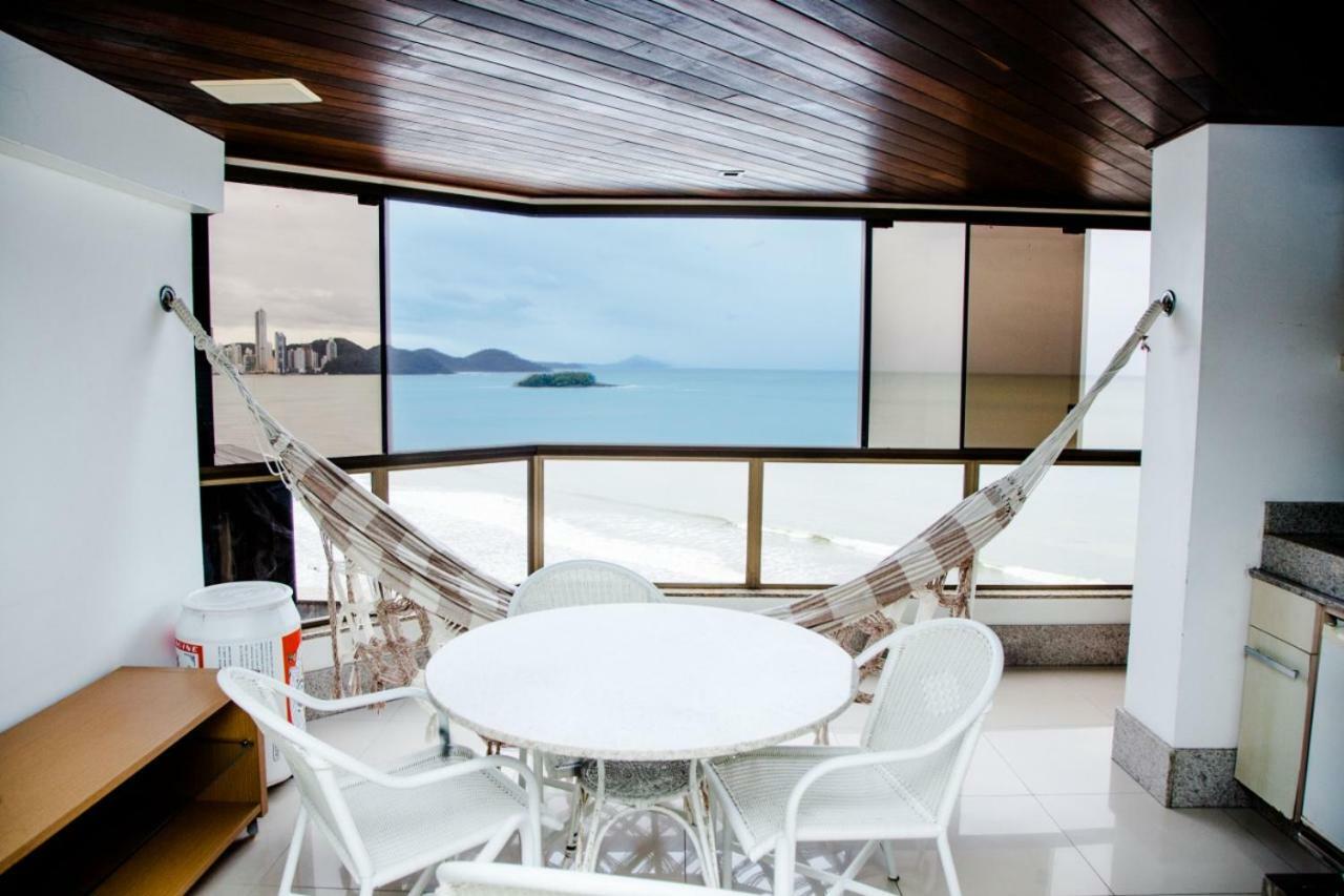 Apto Frente Mar Bal Camboriu Pe Na Areia Fantastica E Encantadora Vista Mar Balneário Camboriú Екстериор снимка