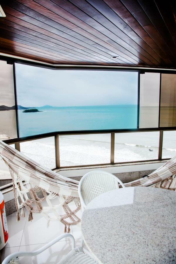 Apto Frente Mar Bal Camboriu Pe Na Areia Fantastica E Encantadora Vista Mar Balneário Camboriú Екстериор снимка